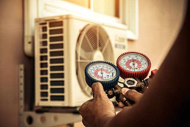 Professional Hvac technician working in Woodleaf, NC